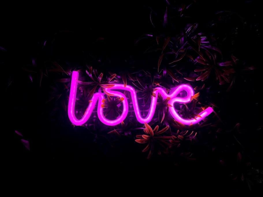 Red Love-Room / Balneo & Plus ! Souppes-sur-Loing ภายนอก รูปภาพ